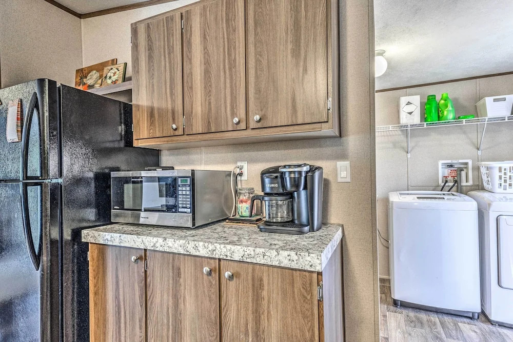Ruidoso Home Near Golfing, Hiking & Shopping