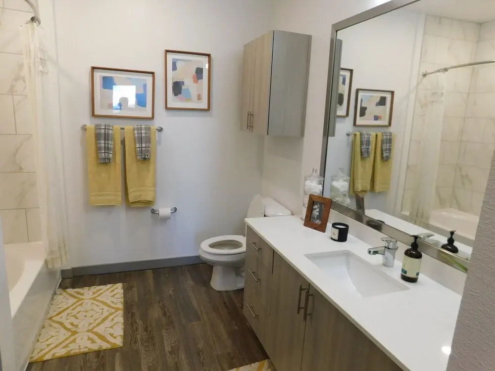 Dream Suites At River East