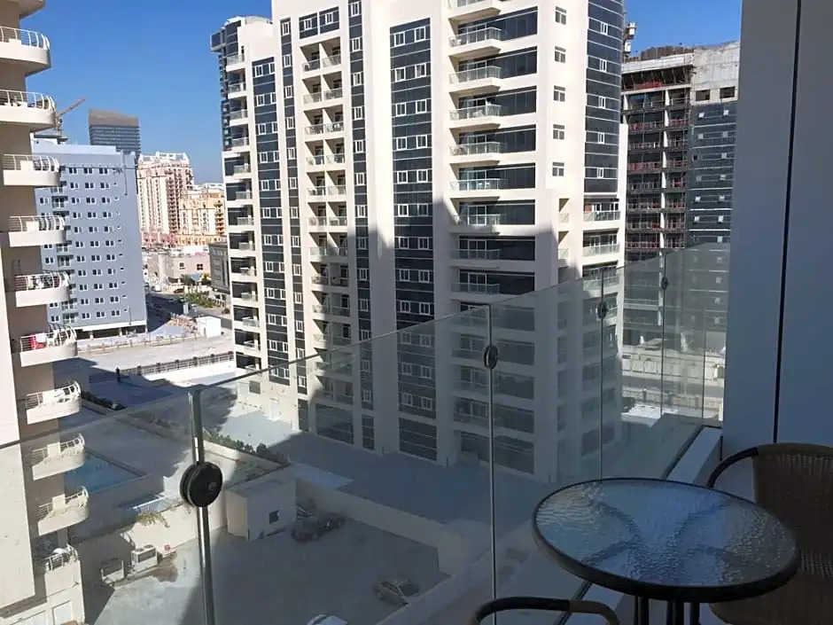 Espace Holiday Homes - Giovanni Boutique Suites 6