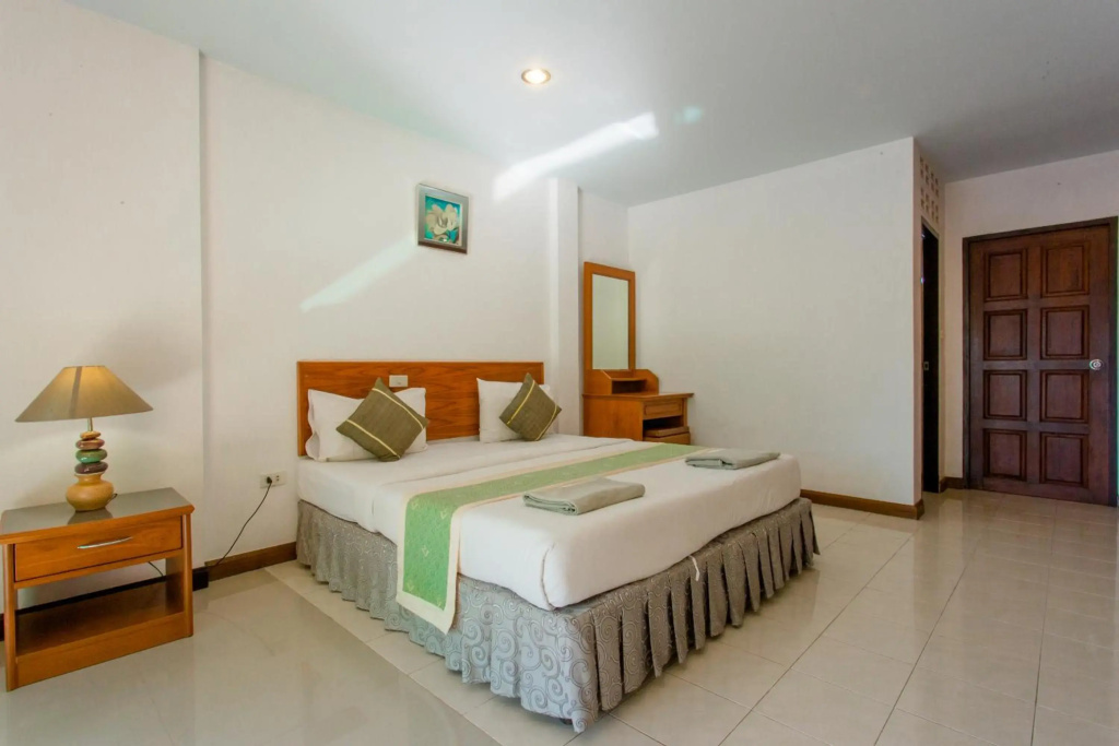 Surin Sunset Hotel - SHA
