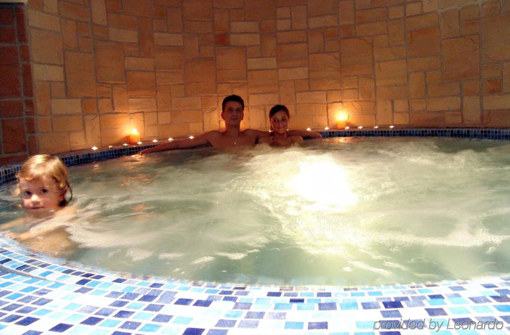 Atrium Hotel - Family friendly