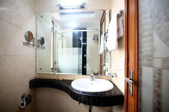 OYO 503 Hotel Comfort Zone
