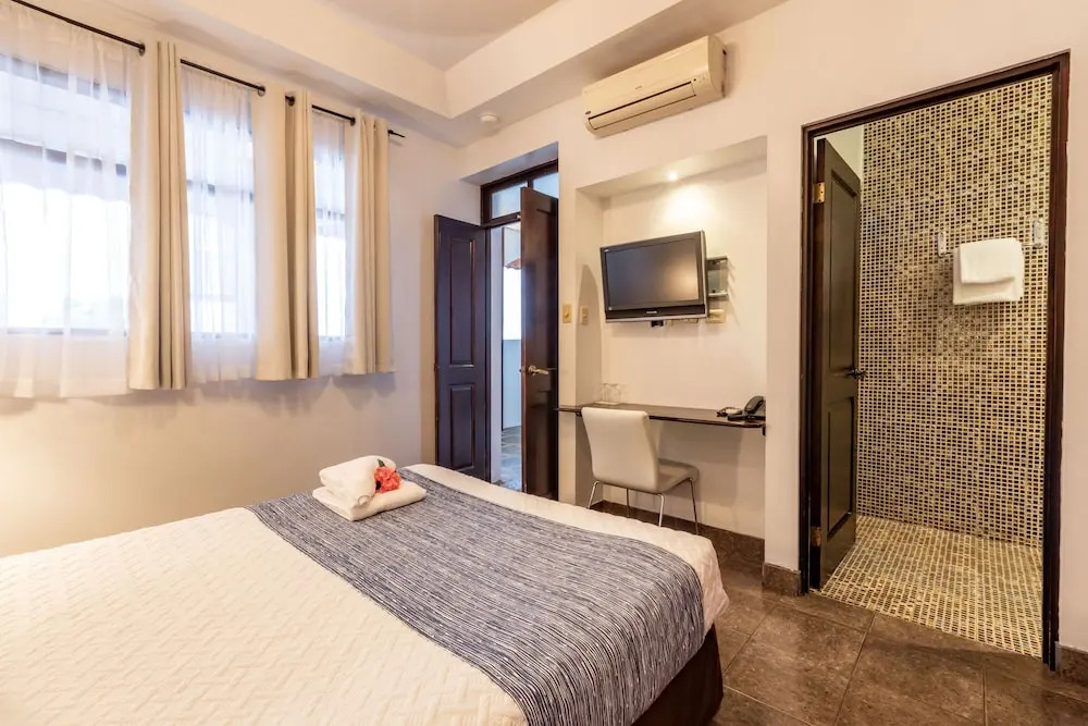 ALAJUELA CITY Hotel & Guest House