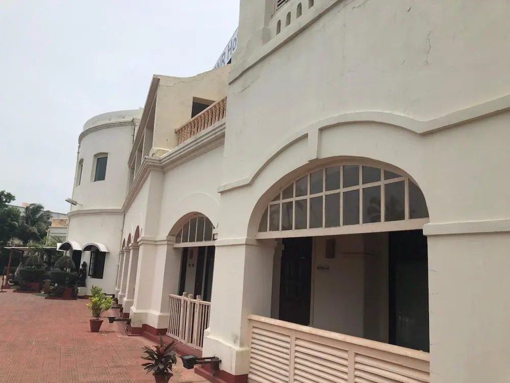 OYO 3010 Chanakya BNR Hotel