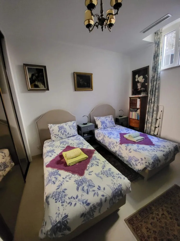 Room-sintra Lousa Twin Guest Room With P