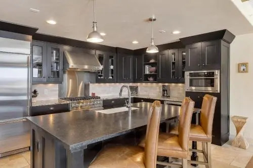 Edgemont 2600 - Luxury Ski-in Ski-out Condo