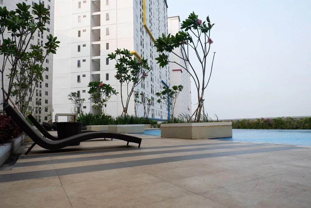 2BR for 5 Pax Bassura Apartment Next to Mall
