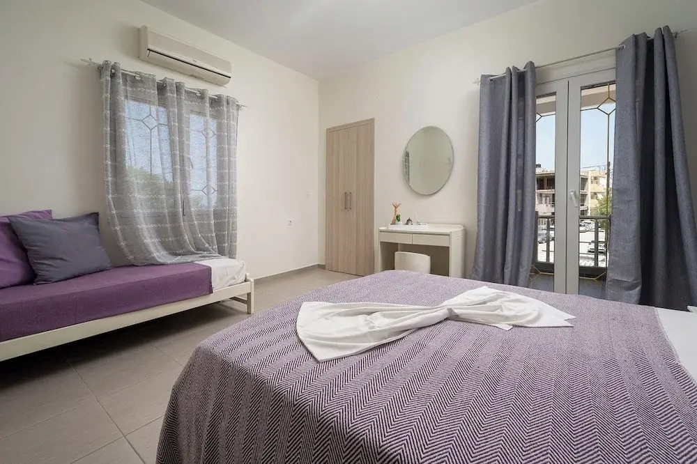 Milos Apartment