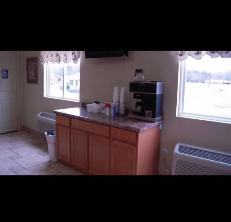 Country Hearth Inn and Suites - Piedmont