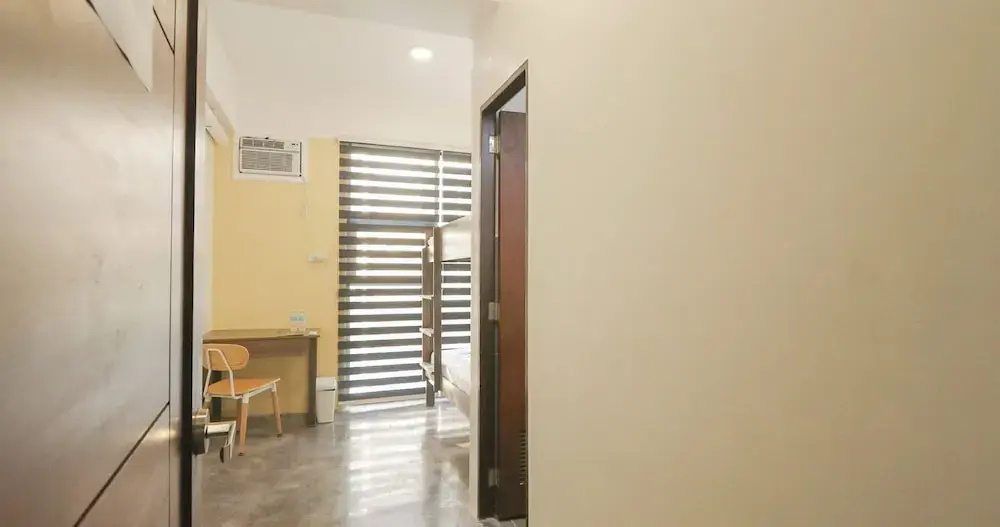 Хостел The Pad Co-Living