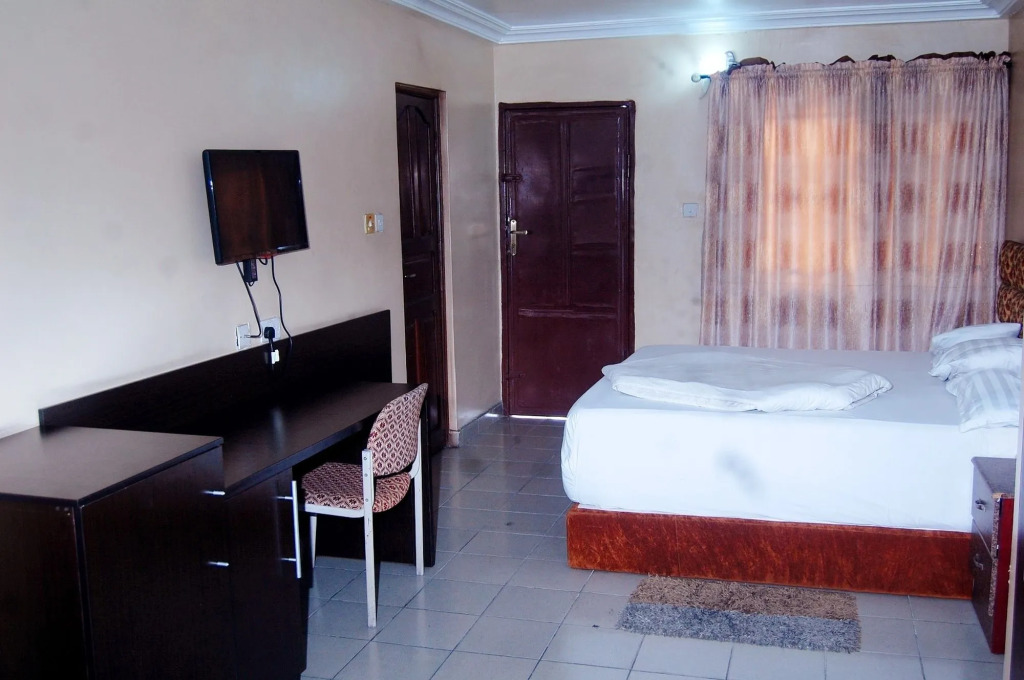 Oasis Green Garden Hotel