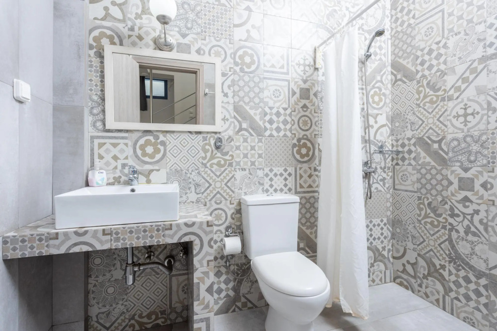 Villa Seahorse Large Private Pool Walk to Beach Sea Views A C Wifi Eco-friendly - 2639