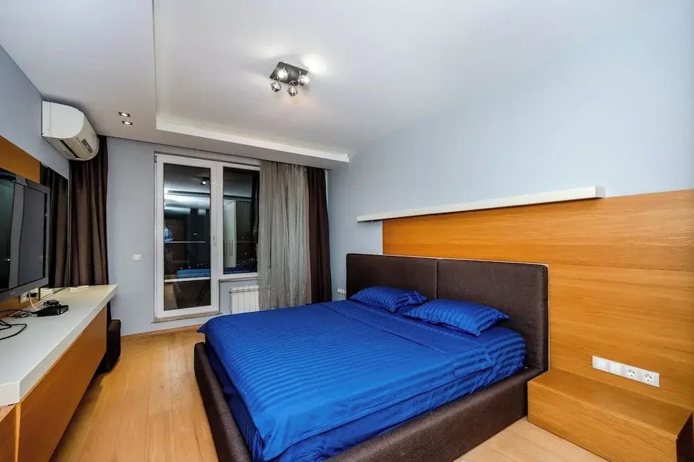 Sofia Luxury 3-Bed Penthouse Apartment Sleeps 6