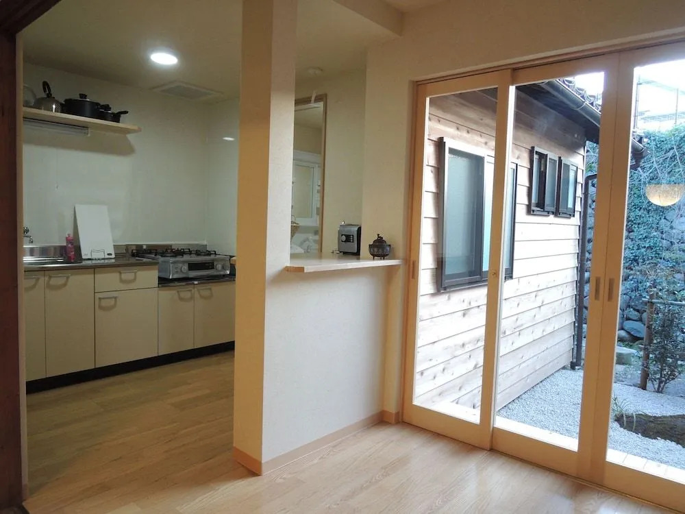 Kenroku House