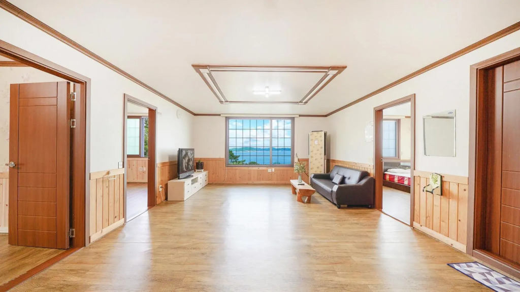 Suncheon Jeonmangjoeungot Pension