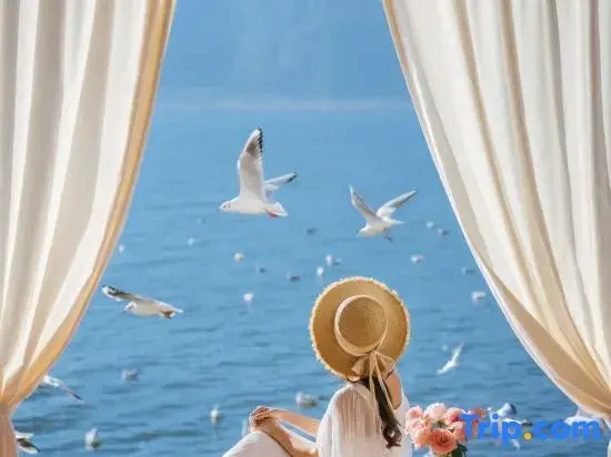 Dali Wuyue Xiaoyin Seaview Inn