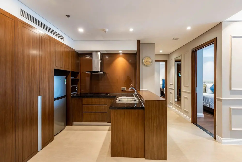 Neo Classic Condo