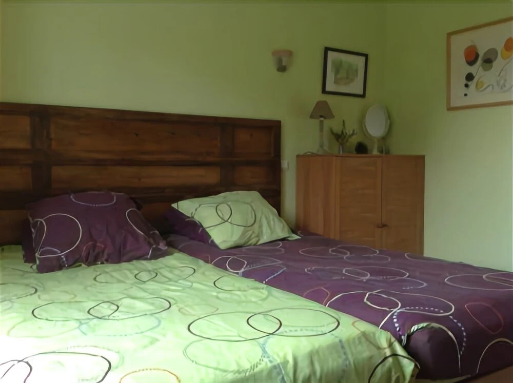 B&B Acanthus