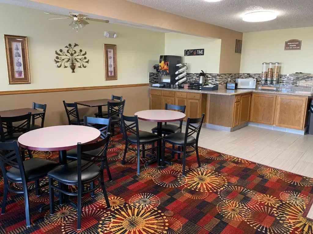 Budgetinn & Suites