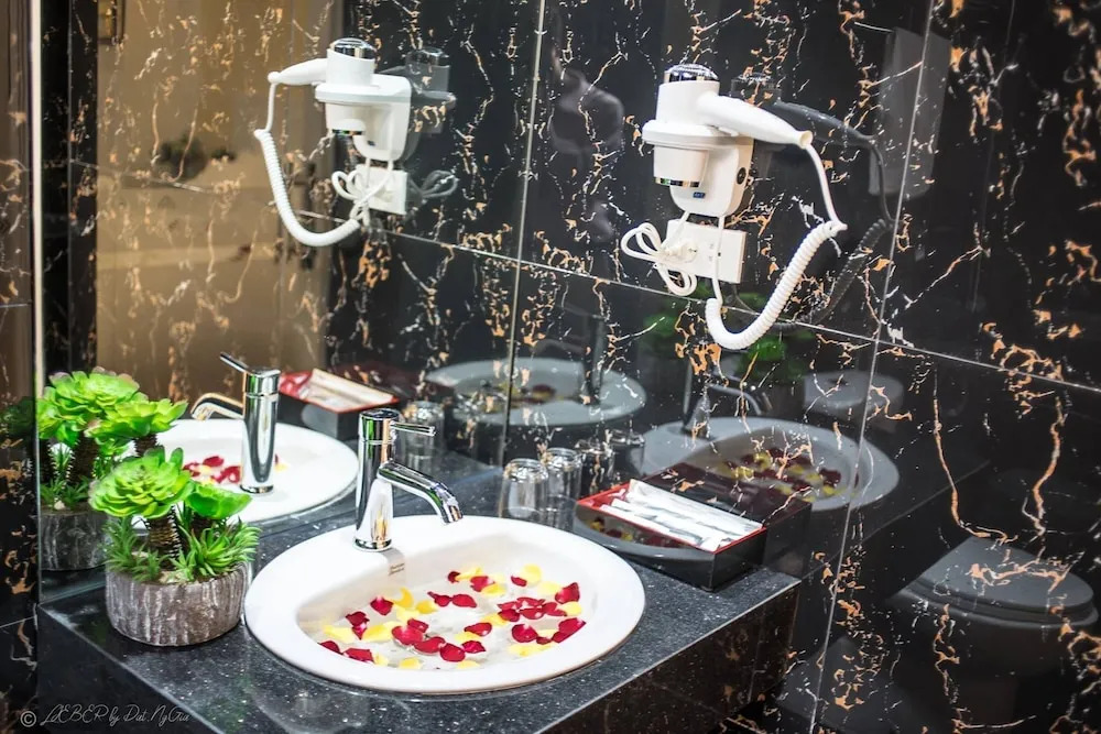Lotus Hotel Van Phuc - by BayLuxury