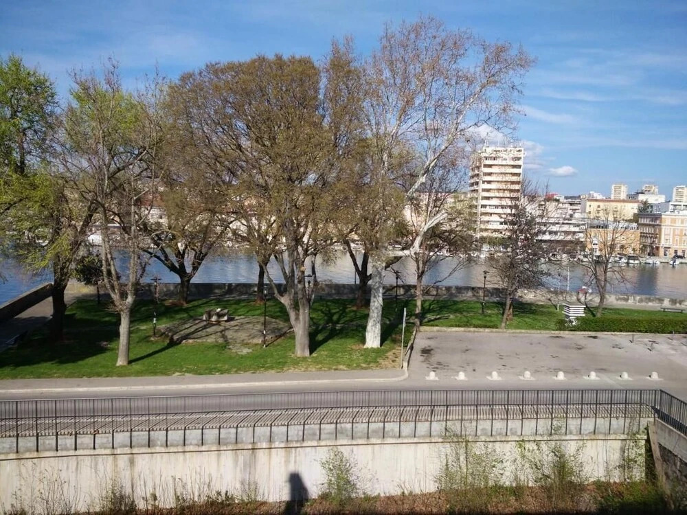 Apartments City Walls