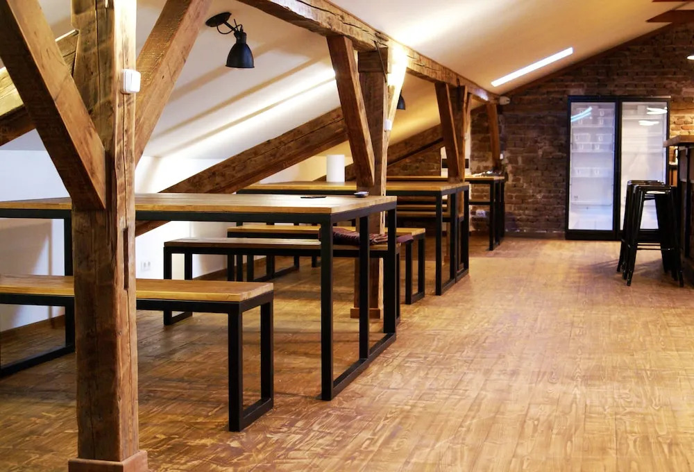 A16 Hostel