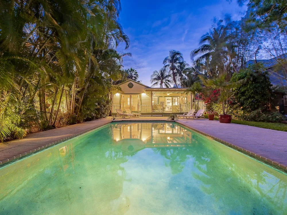 Tropical Oasis - 3 Br Home