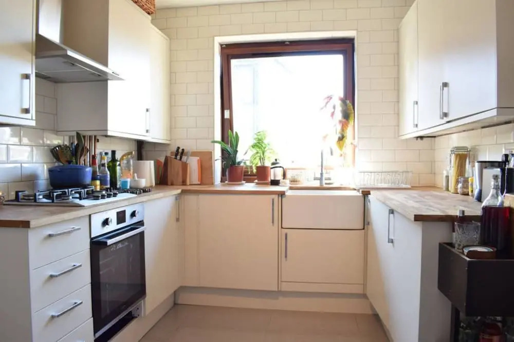 Bright Clapton 2 Bedroom Flat