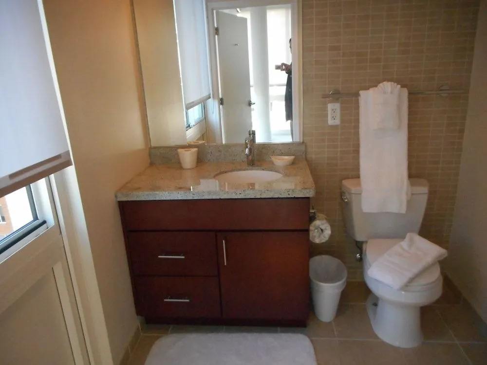 Weichert Suites at Foggy Bottom