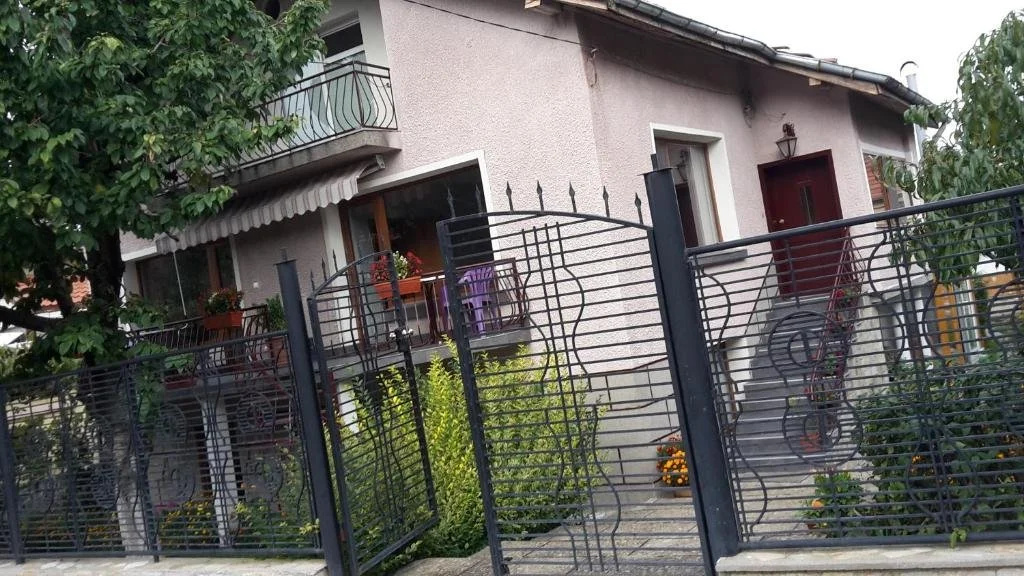 Kyurkchievi Guest House