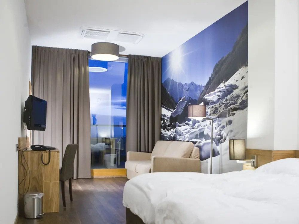 Alpine Hotel by SnowWorld