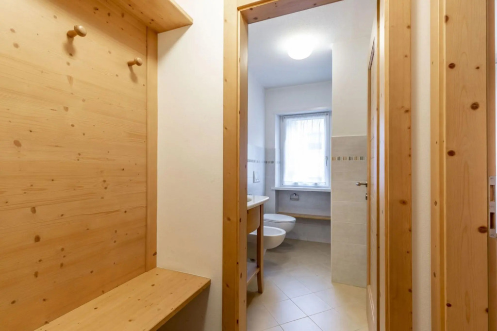 RICCI 15, two-room apartment. (022036-AT-066158)-403 RICCI INT. 15
