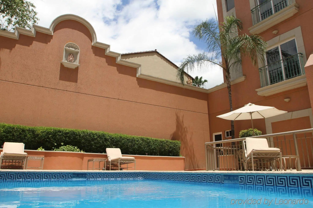 Holiday Inn Express Monterrey Galerias-San Jeronimo by IHG