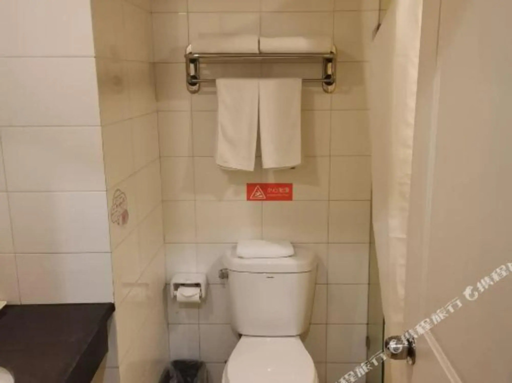 Home Inn (Yangzhou Slender West Lake Wenchang Pavilion)