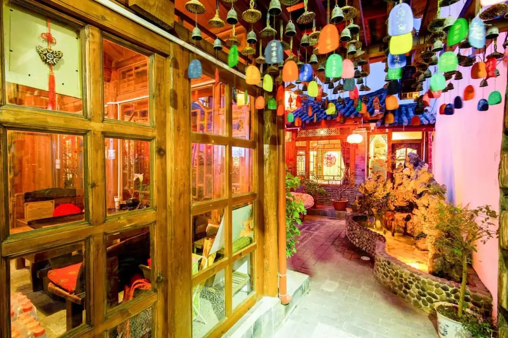 Cloud Boutique Resort - Naxi Style Shop