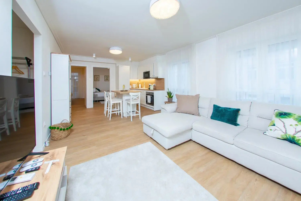 Cosy inner city getaway bestern
