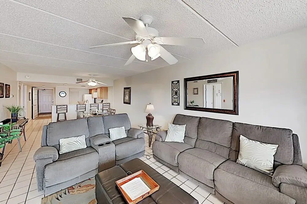 Oceanfront 1st-floor Condo on Spi: Patio & Pool