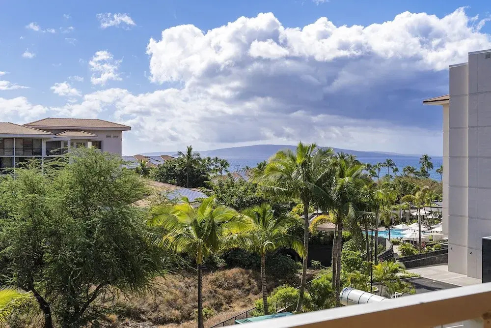 Pacific Shores B-409 - Beautifully Renovated Ocean View, 2 BD / 2 BA, Split AC!