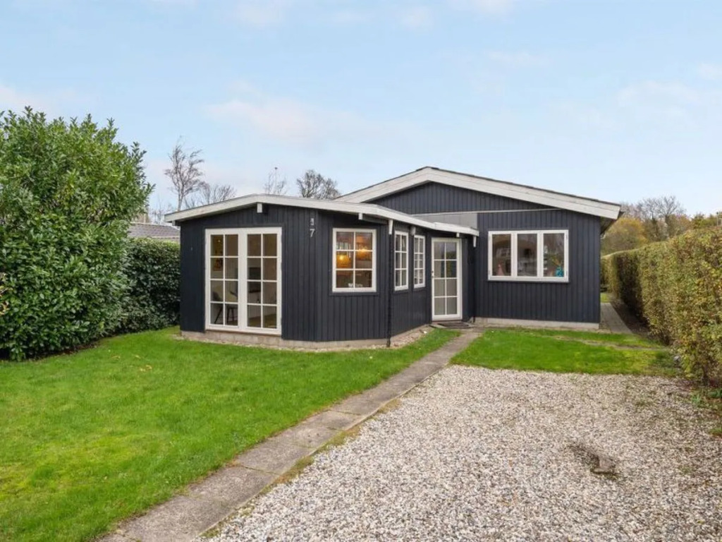 "Maybrit" - 50m from the sea in Funen
