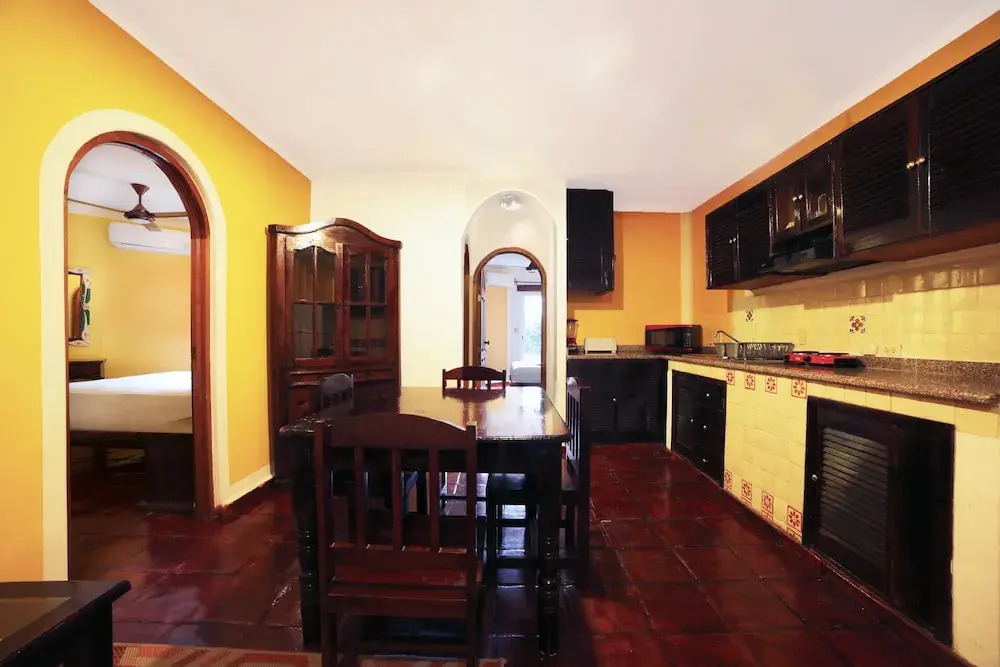 El Patio Hotel & Suite