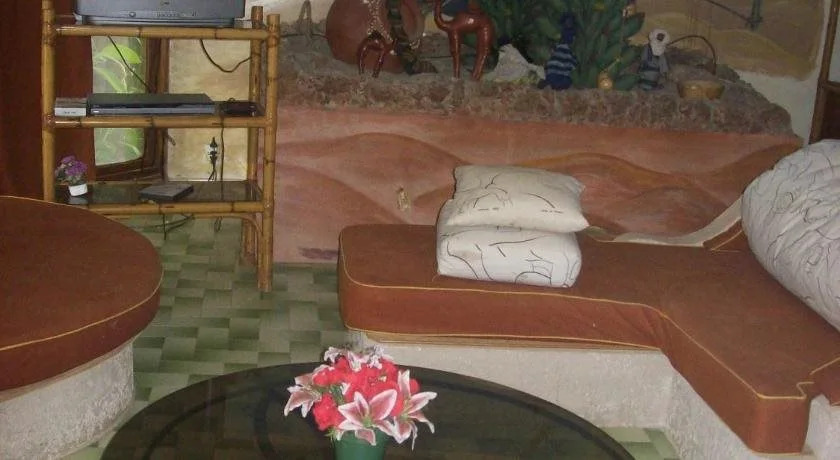 La Maison Rose