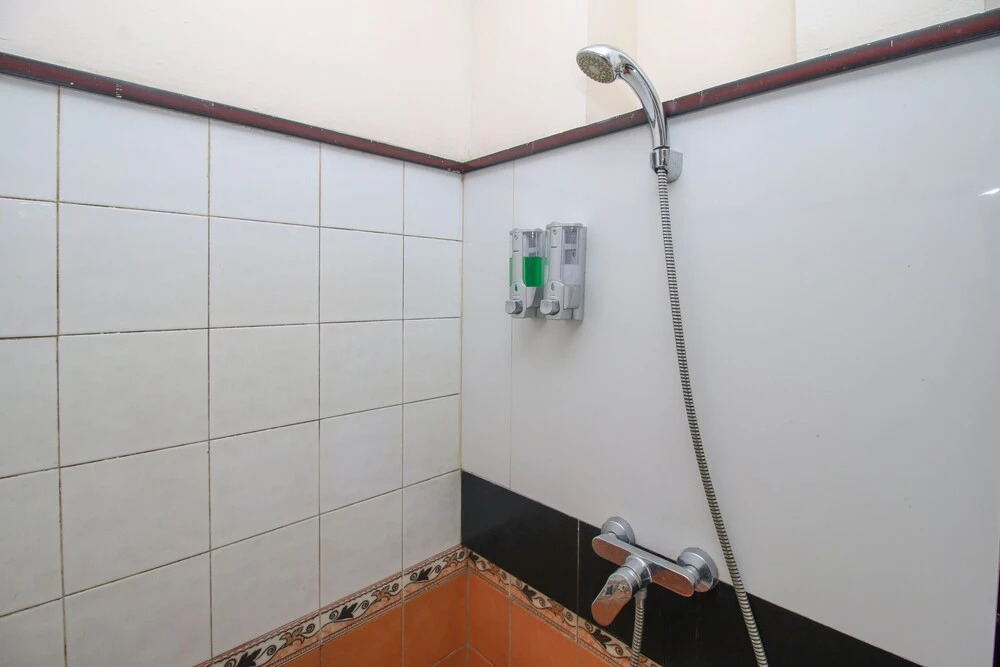 Airy Sukajadi Surya Sumantri 10D Bandung