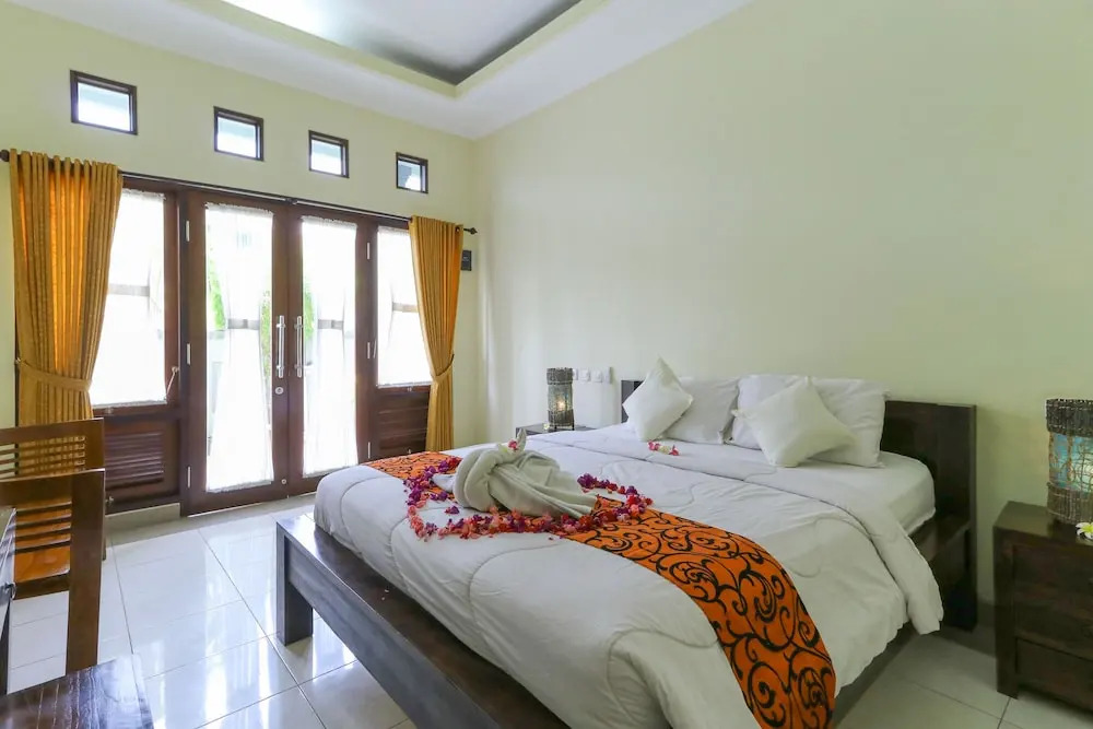 Maemae Beach House