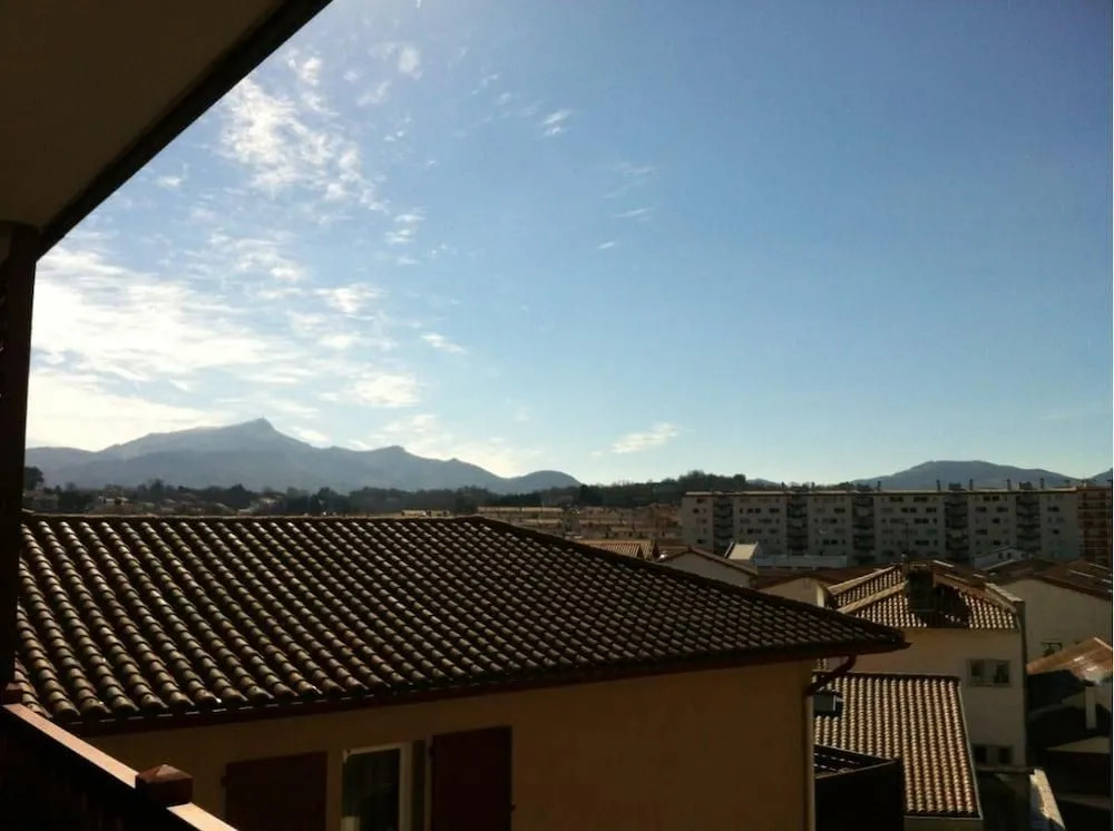 Superbe T3; Classe 3 Etoiles Avec Terrasse Et Garage; Ciboure-St Jean De Luz Tout A Pied; Plage 10;