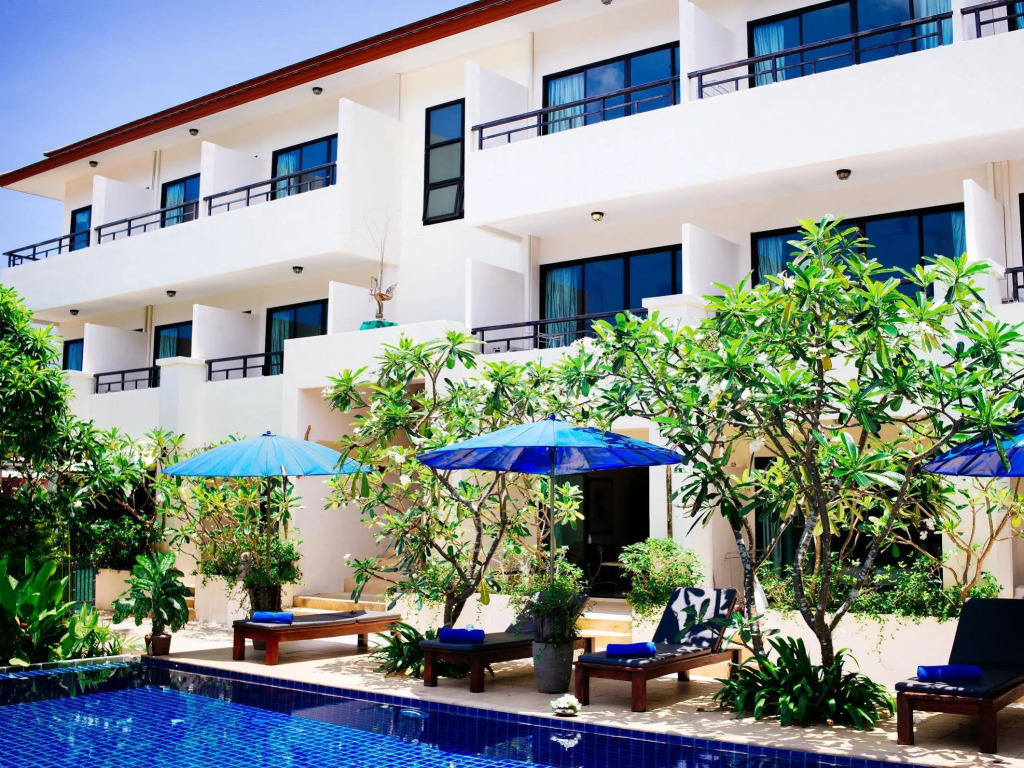 Hill Myna Holiday Park & Cafe