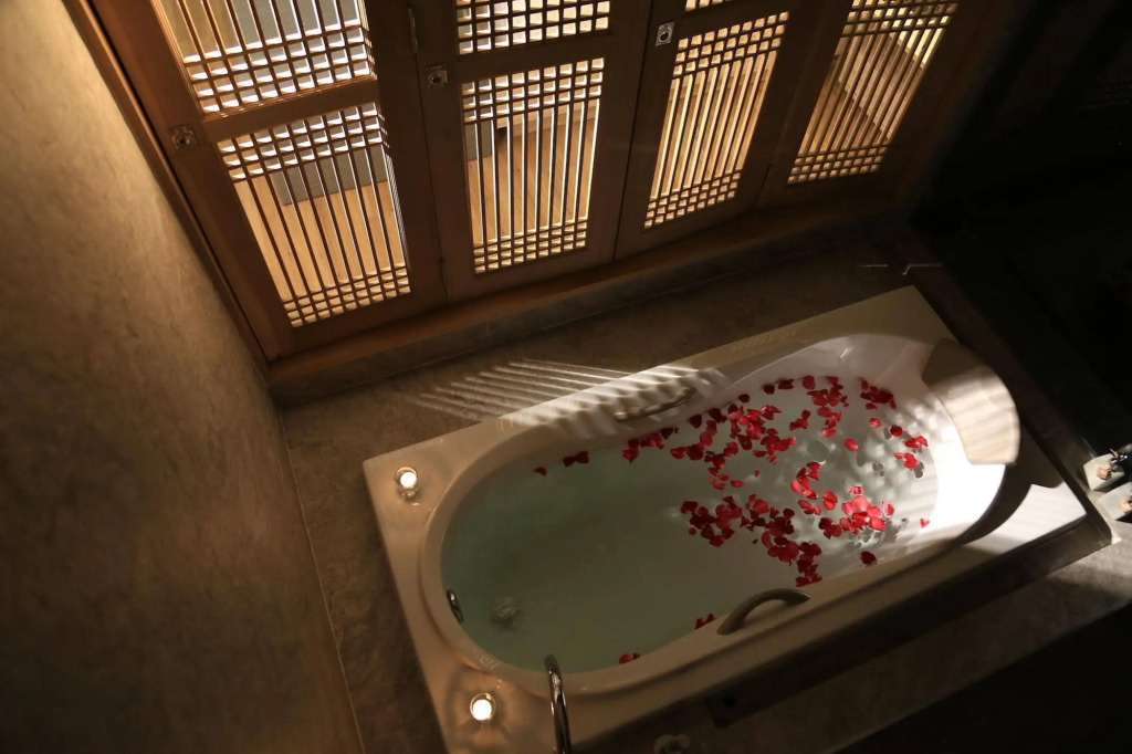 Serenity Hotel Spa & Onsen