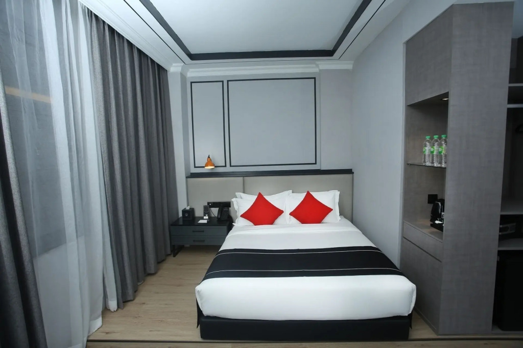 Stanton Hotel