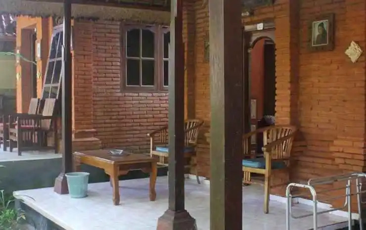 Nyoman Astana Bungalow