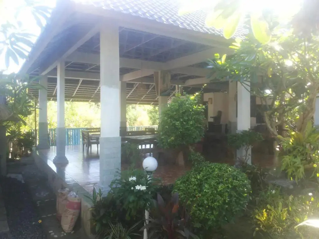 Lotus Garden Huts