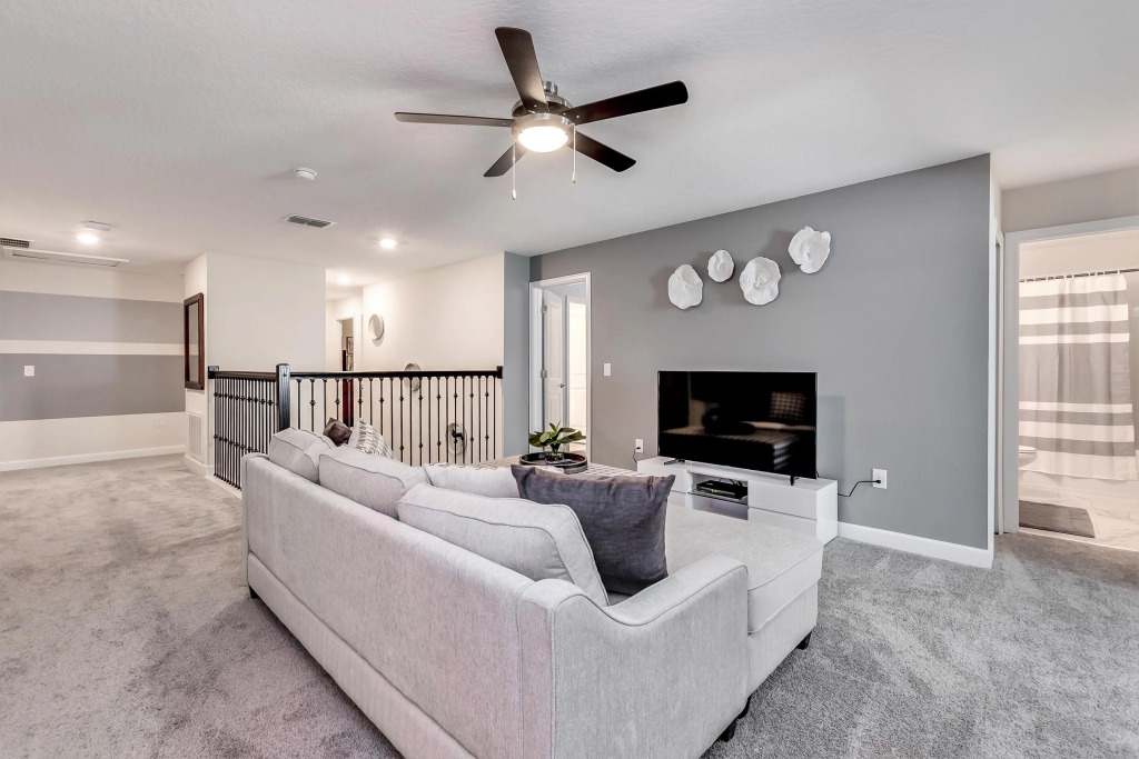 Champions Gate Resort 8 bedrooms 8805 cruden, Davenport , US